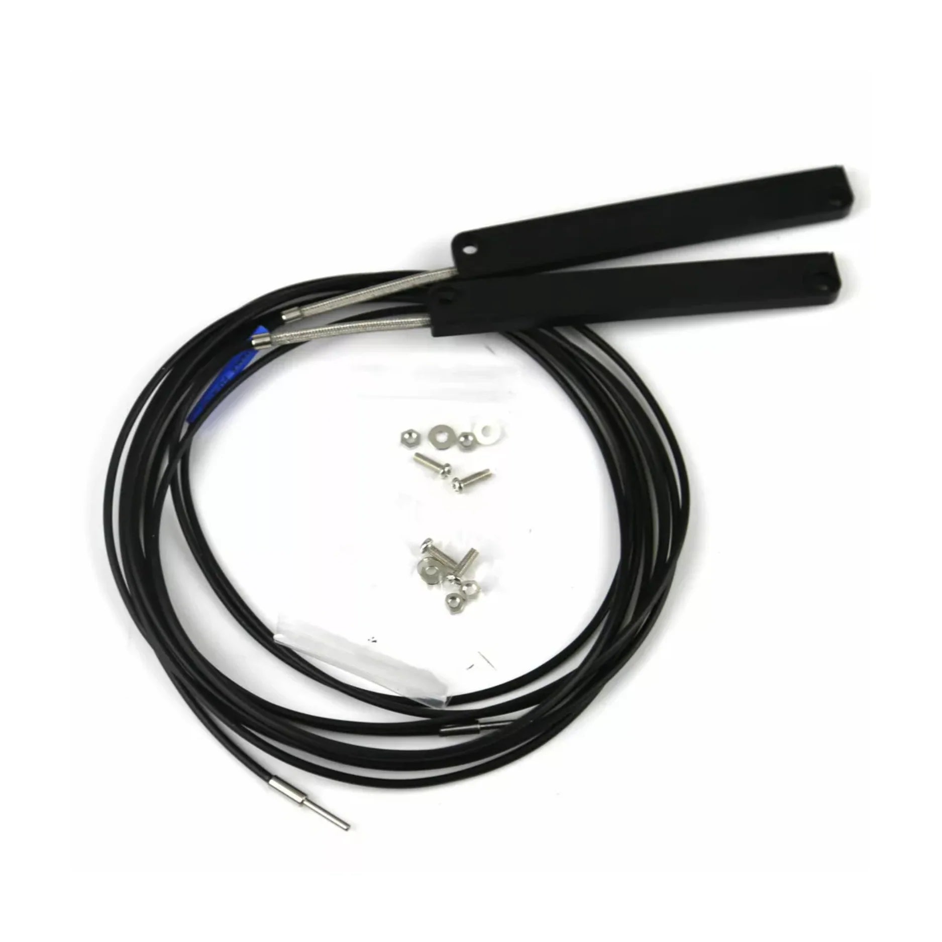 Keyence FU-A100 long-range fiber optic sensor head with heat-resistant sleeve for tough industrial detection. Shop now.