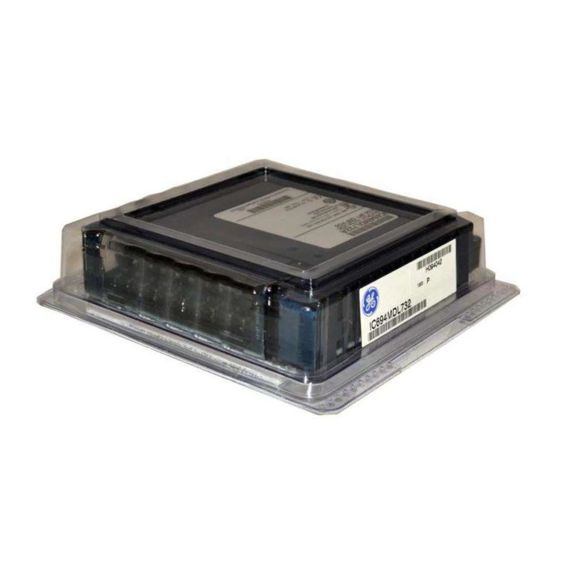 GE IC694MDL732 32-point 120VAC discrete input module with group isolation for RX3i PACSystems industrial control applications.